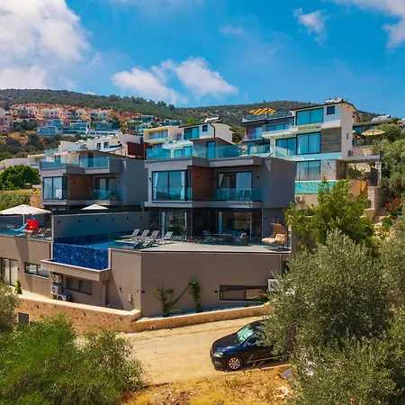 فيلة Elite Escape