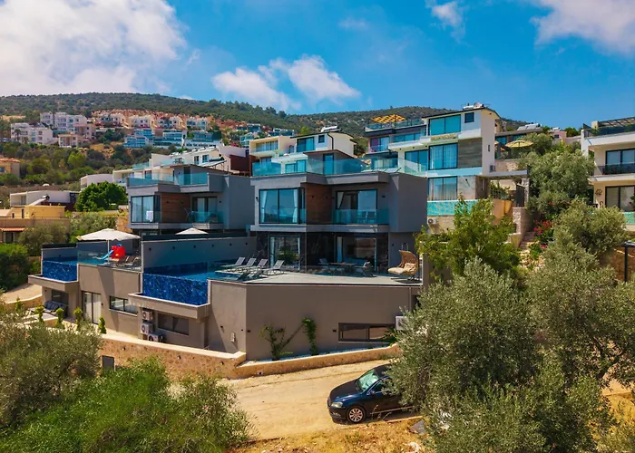 فيلة Elite Escape