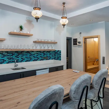 Elite Escape 别墅 卡斯